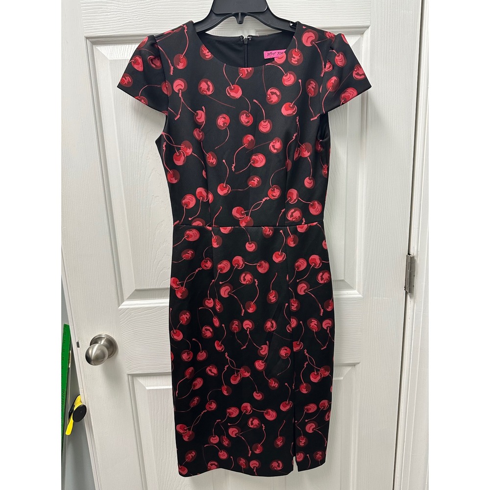 Betsey Johnson Black‎ Red Cherry Print Sheath Dress Cap Sleeve Size 4 4N150